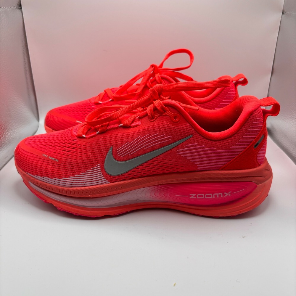 Nike Vomero 18 Bright Crimson Hyper Pink Running Shoes Women's Sz 8.5 HM6804-603 - Picture 4 of 8